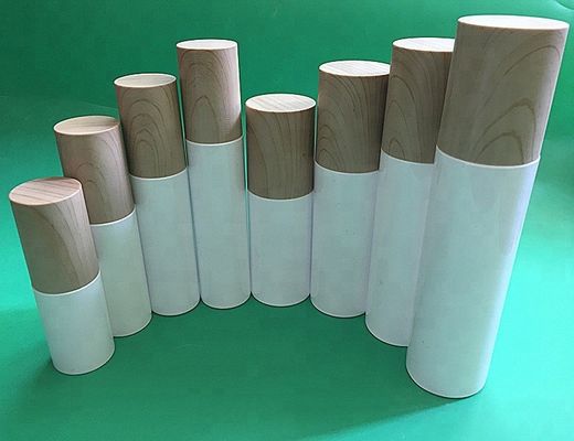 나무 대나무 모자와 PET 플라스틱 화장품 병 스킨 케어 물병 세트